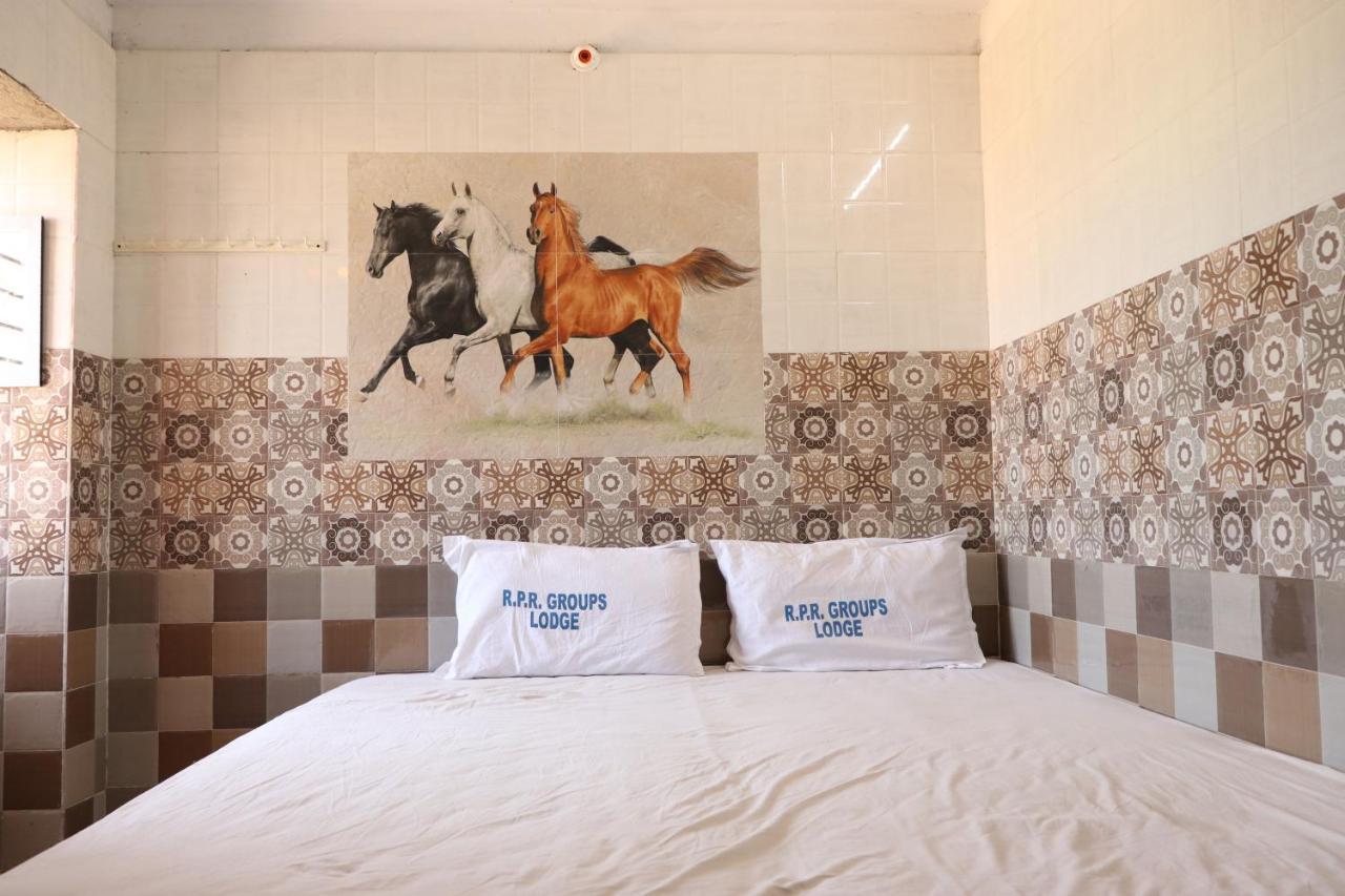 Annaiyin Hotel King Palace 维尔尼甘尼 外观 照片